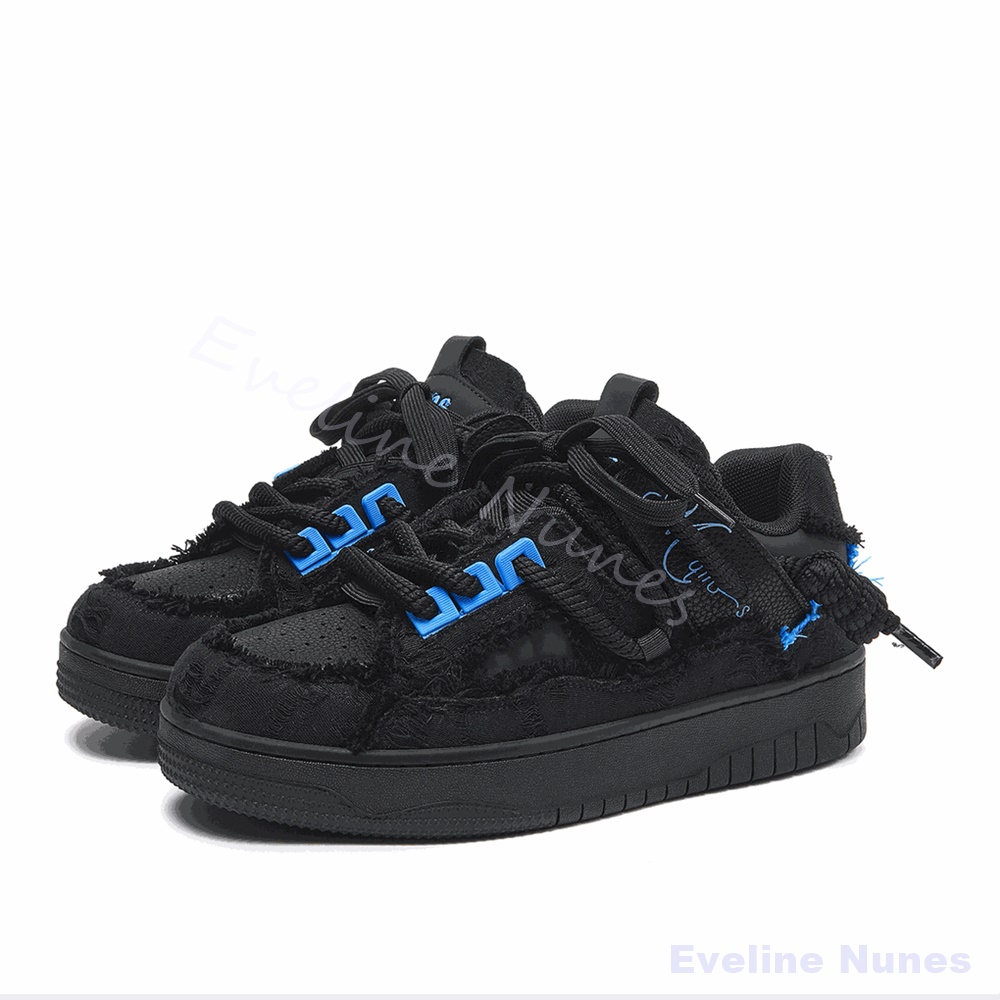 Embroidery Stitches - Siyah Püsküllü Ham Kenarlı Platform Kaykay