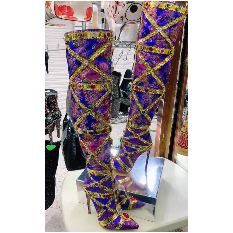 Embroidery Stitches - Çok Renkli Taşlı Altın Kaplama Dikişli
