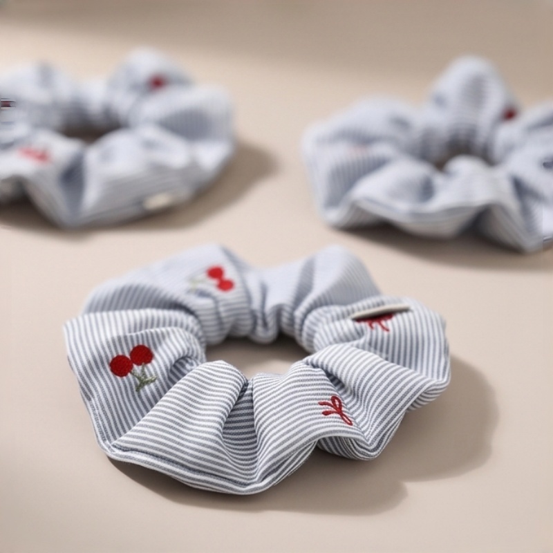 Şık Çizgili Kiraz Nakışlı Saç  - Embroidery Ring incelemesi ve fiyatı